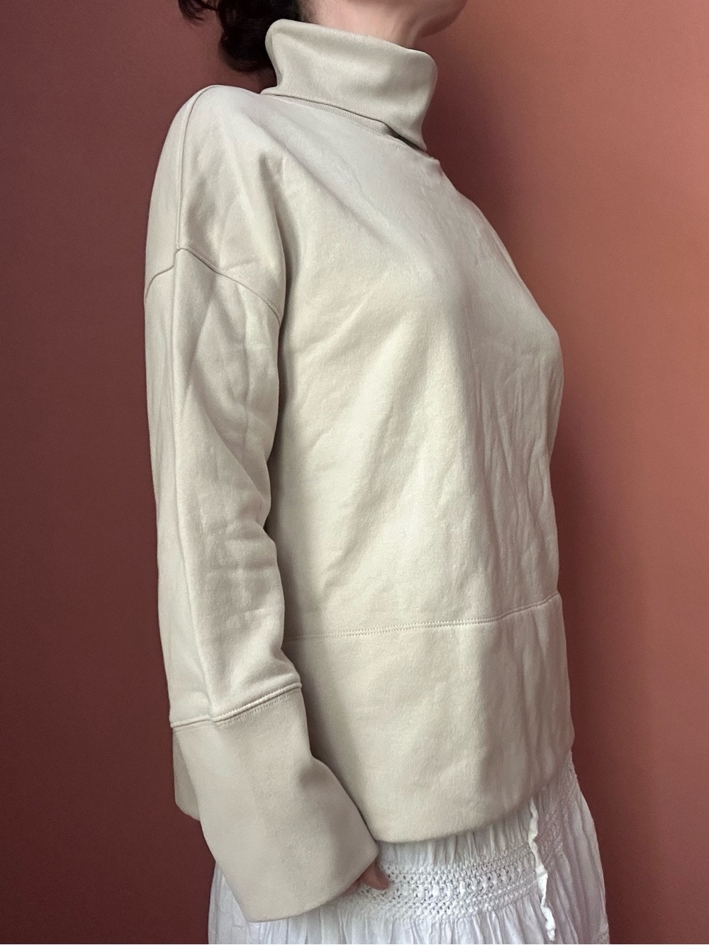 GAP Cream Turtleneck Sweater - Picture 4 of 5